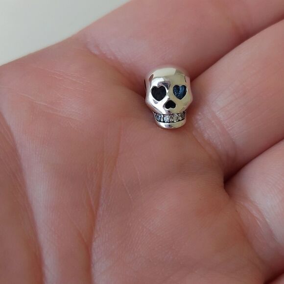 925 Sterling Silver Skull Charm - Picture 6 of 9